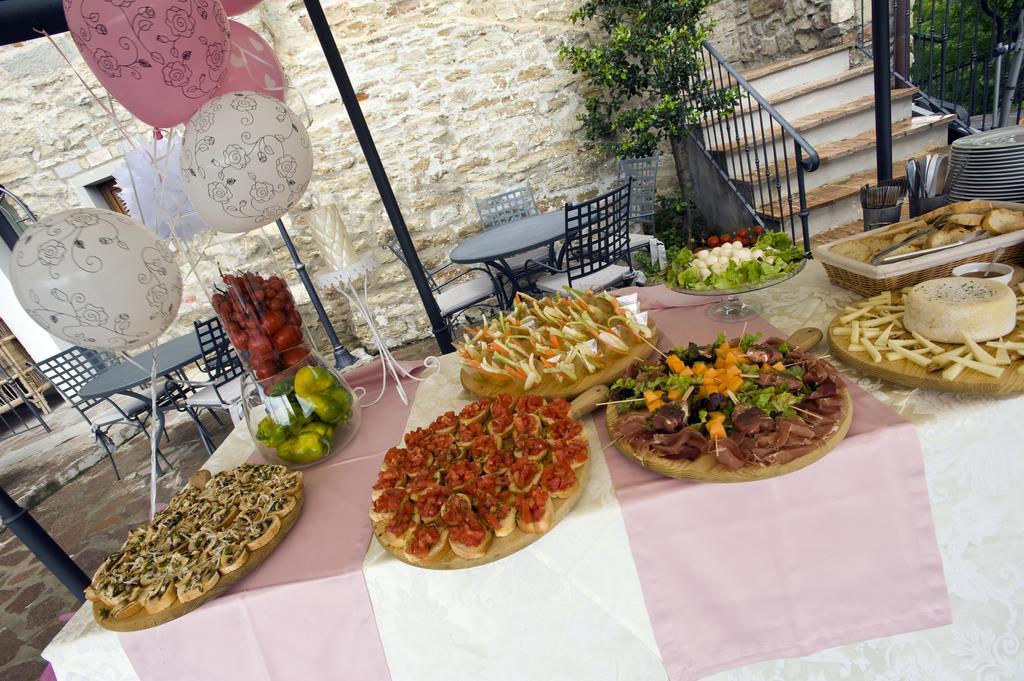 Il Castelluccio Country Resort Restaurant & Spa Barberino di Mugello Εξωτερικό φωτογραφία